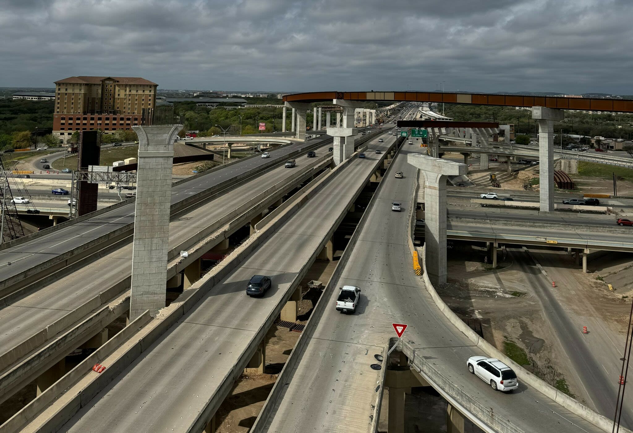 San Antonio construction closures impacting weekend travel