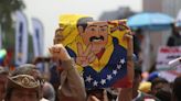 Chavistas se trasladan a Caracas para acompañar la inscripción de la candidatura de Maduro