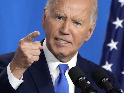 Biden pushes on 'blue wall' sprint with Michigan trip as he continues to make the case for candidacy