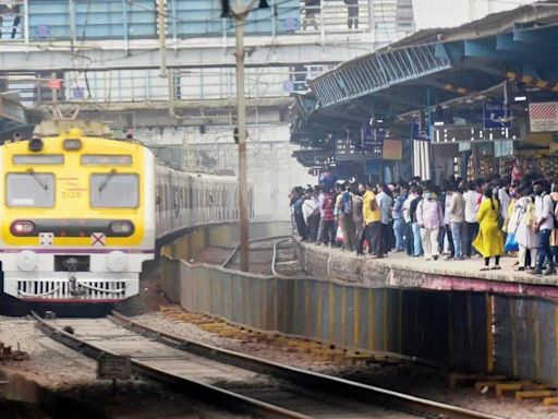 Mumbai local train updates: Western Railway to operate night block between Mumbai Central and Mahim, check details