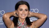 Penélope Cruz, muy aplaudida en Venecia con su madre oprimida de "L'immensità"