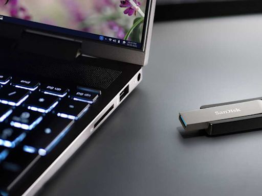 How to change what Windows does when you plug in a flash drive