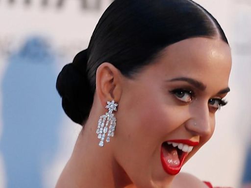 Katy Perry causa confusión con fotos falsas de la Met Gala