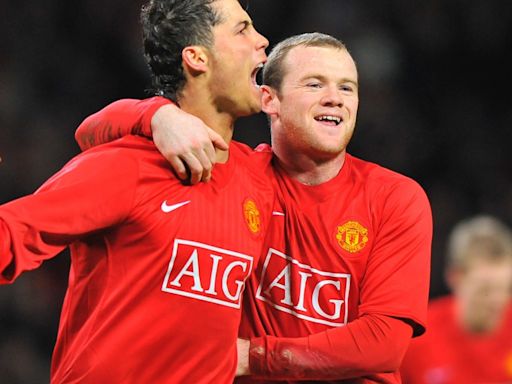 Rooney and Ronaldo combined for goal of the season as a counterattacking machine