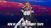 Kelly Clarkson Mocks Tom Brady's 'Thirst Trap' in Remix of 'Since U Been Gone'