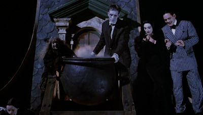 The Addams Family Director Stole Exact Images From The Original Comic - SlashFilm