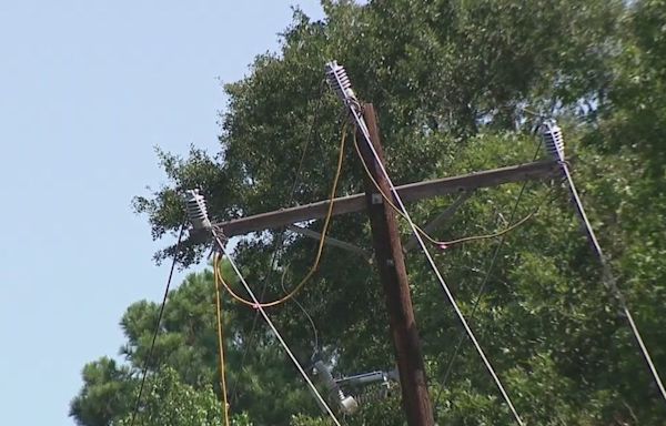 POWER OUTAGE UPDATE: 98% customers restored by CenterPoint, but Houstonians are still frustrated