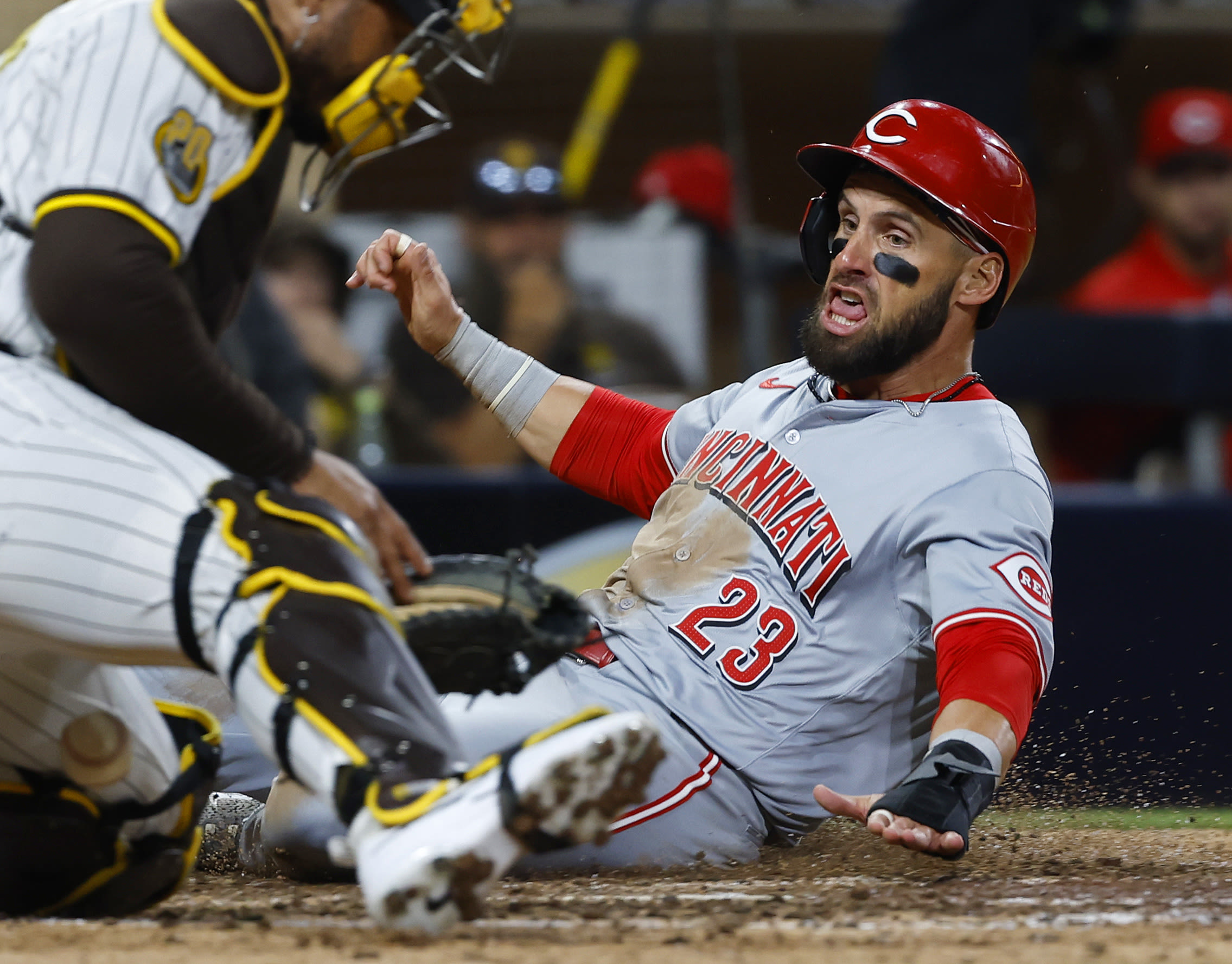 Padres search for momentum after Reds extend their losing streak to 5 games