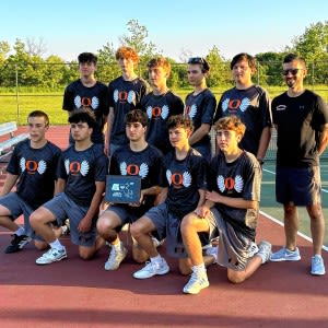 Class B boys tennis: Belchertown falls to East Longmeadow in title match, shifts focus to state tourney
