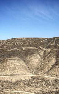 Nazcas, les lignes qui parlaient au ciel