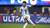 Enzo Fernández ofrece disculpas por cánticos racistas de los jugadores argentinos