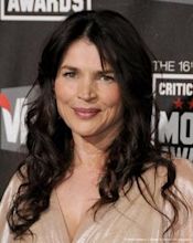 Julia Ormond