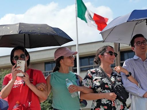 Mexicans vote in historic election as lines stretch around consulates in US