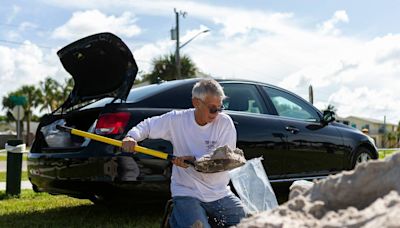 Before the rain, South Florida cities are giving out sandbags. How and where to get them