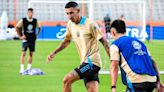 El PICANTE ida y vuelta entre Ángel Di María y Lisandro Martínez en redes antes del partido de Argentina contra Ecuador