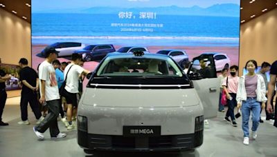 Weil die Verkäufe schwächeln: 1.000 Arbeiter einer E-Autofabrik in China sollen kündigen oder Mindestlohn akzeptieren