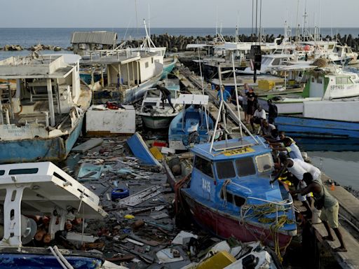Hurricane roars toward Mexico after destruction in Jamaica, Caribbean