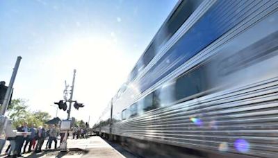 Metra marks four decades and millions of trips with free rides, giveaways