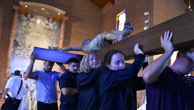 St. Bernadette’s Church celebrates final Mass, relocates crucifix to Queen of Martyrs