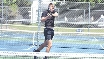 Ishpeming Hematites challenge for MHSAA Upper Peninsula Finals team title in Division 2 boys tennis, Munising’s Carson Kienitz tops at No. 1 singles