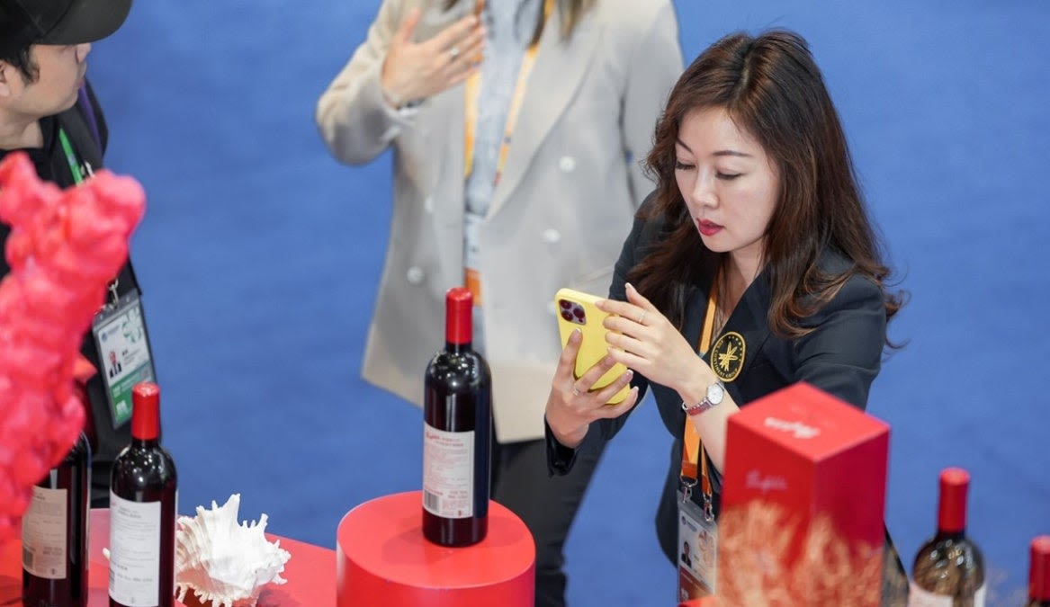 China drives decline in global wine consumption in 2023