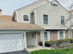 2153 Lancaster Cir # 102B, Naperville IL 60565