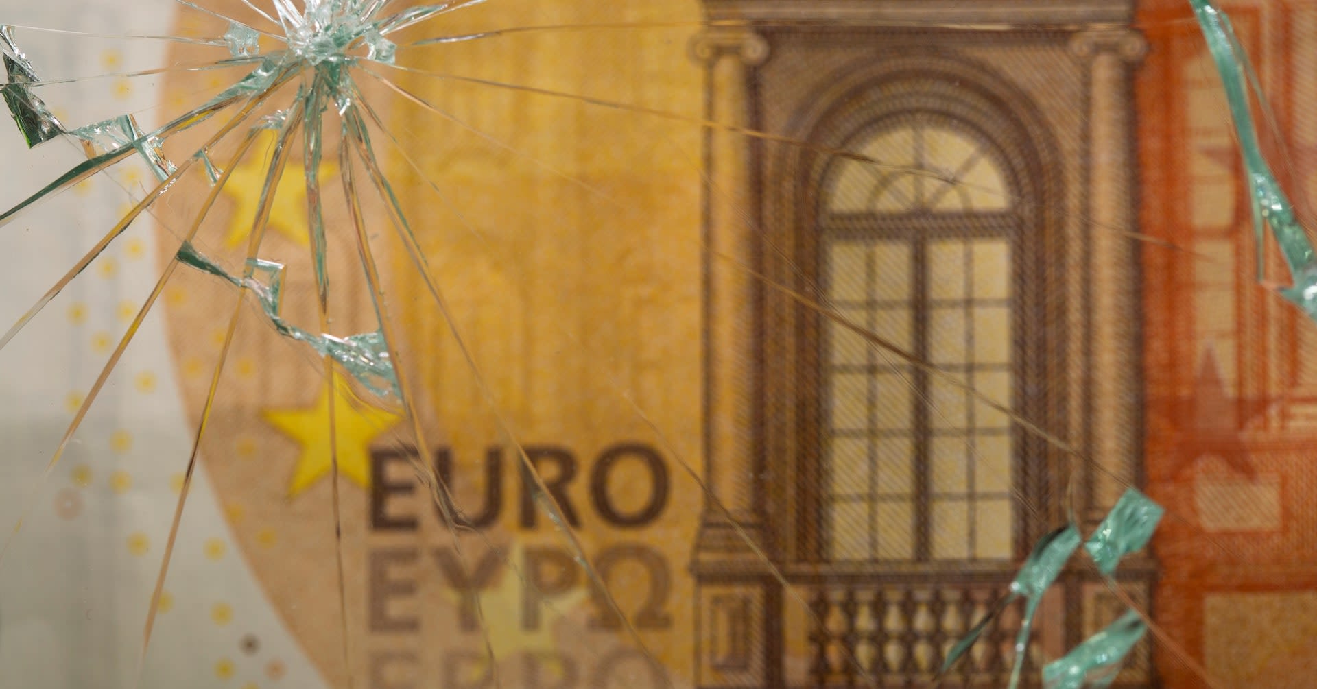 Breakingviews: The risk of a euro crisis is rising