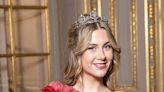 La hija de Marta Luisa de Noruega deslumbra en el Baile de Debutantes de París junto a Ignacio de Borbón