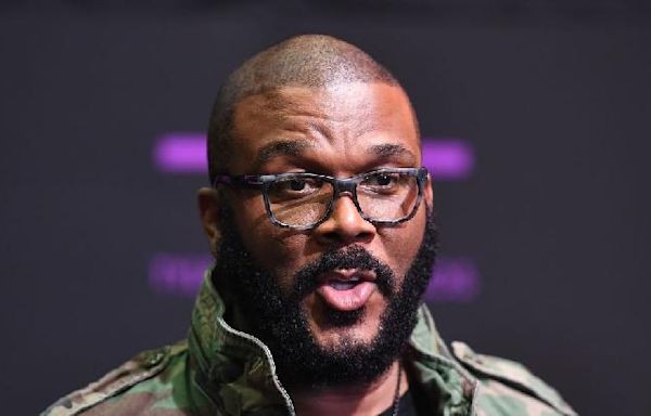 Tyler Perry Writes Letter of Support for 2 Black Actors/Comedians Who Filed Lawsuit for Alleged Racial Profiling At ...