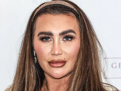 Lauren Goodger rushes her toddler to A&E as she 'struggles to breathe'