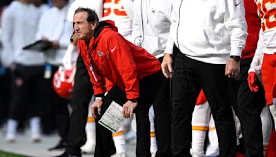 Chiefs DC Steve Spagnuolo wins PFWA’s 2024 Paul ‘Dr. Z’ Zimmerman Award