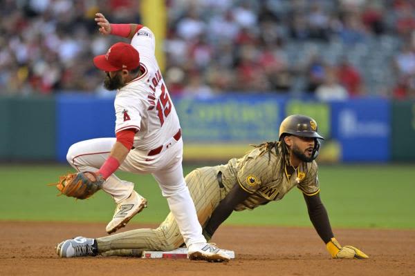 Angels edge Padres, spoil Adam Mazur's major league debut