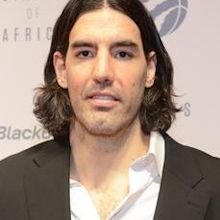 Luis Scola