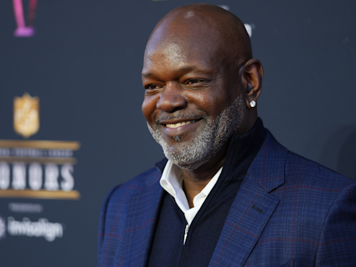 Cowboys legend Emmitt Smith rips team's handling of Dak Prescott, CeeDee Lamb contract negotiations