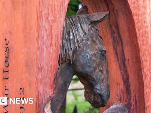 War horse memorial sculpture unveiled