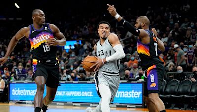 Spurs' Tre Jones proud to back up Chris Paul