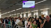 Aeropuertos de todo el mundo luchan contra largas colas y cancelaciones de vuelos