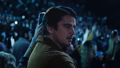 M. Night Shyamalan Praises Josh Hartnett’s “Amazing Performance” in “Trap,” Hitting Cinemas on July 31 - ClickTheCity