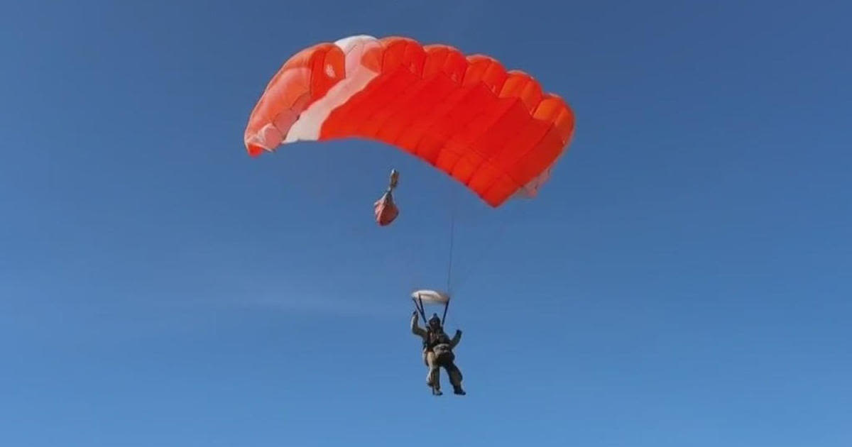 Smokejumpers hone skydiving skills at Redding firefighter training event