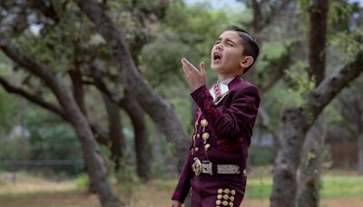 Texas boy is the world's youngest mariachi. For his dad, it's a return to Mexican family roots
