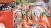 Modi’s BJP Confident to Sway Voters Smitten by His Charisma in Home State Gujarat