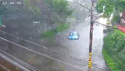 Vídeo: Inundaciones en San Ángel, Barranca del Muerto y Álvaro Obregrón en la CDMX por lluvia