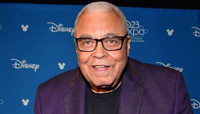 James Earl Jones, Star Wars and The Lion King Voice Actor, Dead at 93 - E! Online