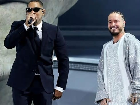 Will Smith hizo una aparición sorpresa en Coachella para cantar junto a J Balvin