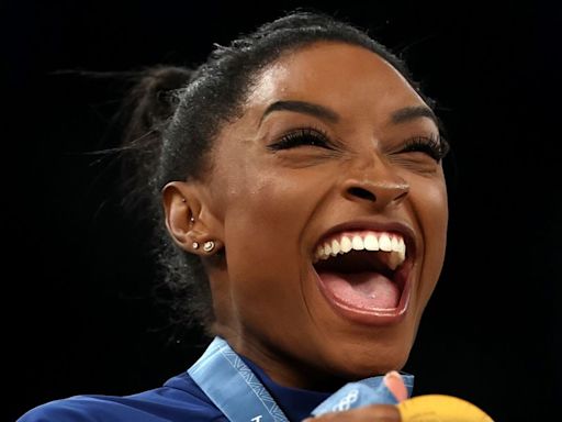 Simone Biles Throws Shade In Hilarious 6-Word Caption About Gold Medal Win