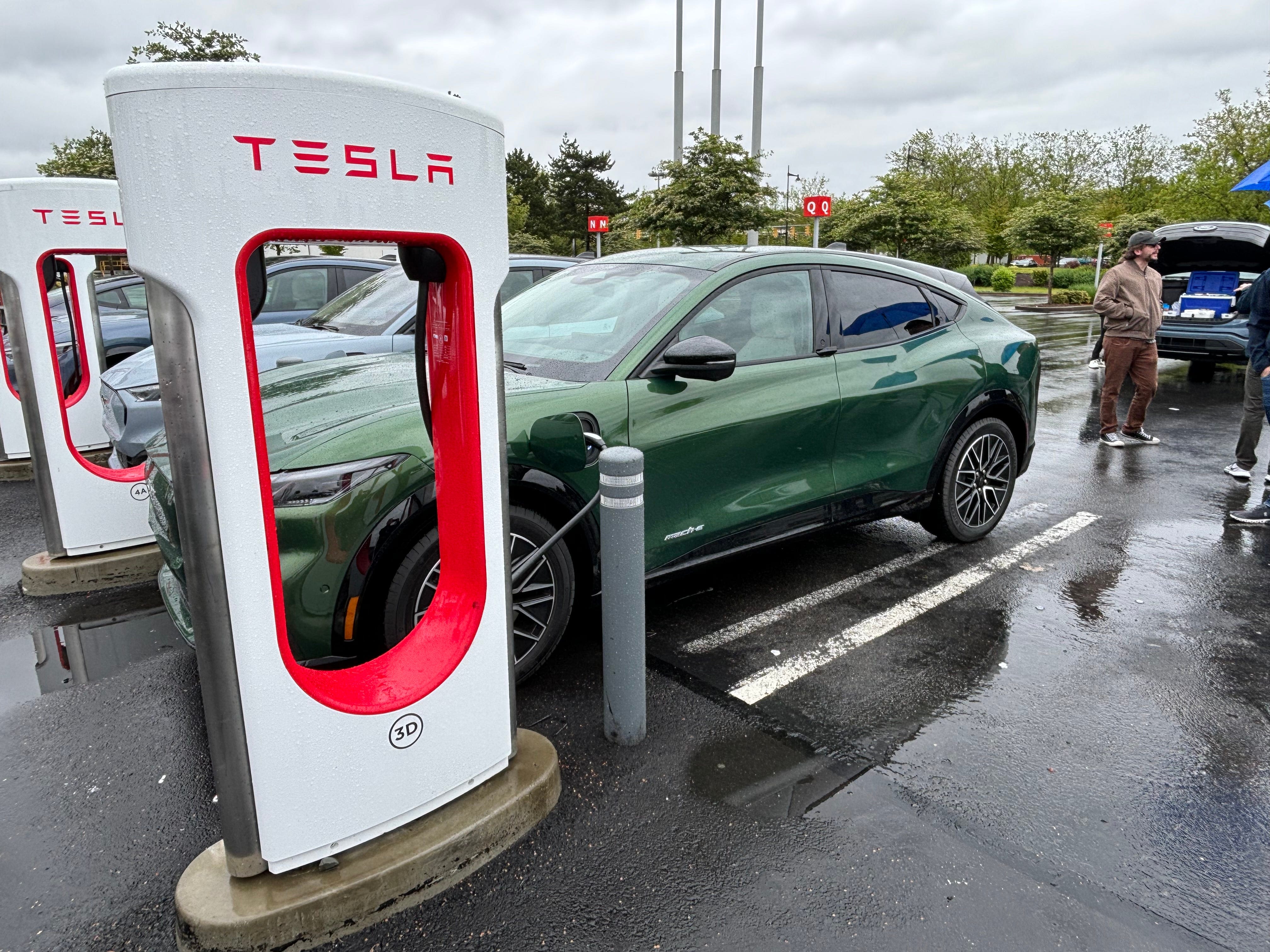 I charged 2024 Ford Mustang Mach-E at a Tesla supercharger: How it went