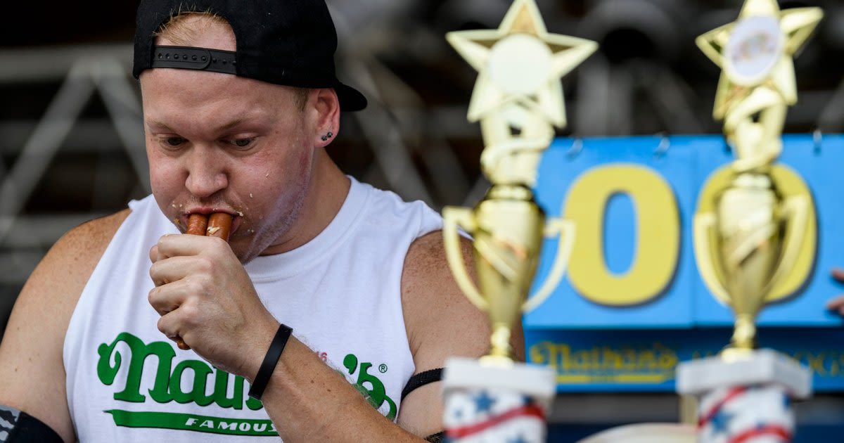 Competitive eaters may have an 'innate' ability to relax their stomachs, but their habits put their health at risk