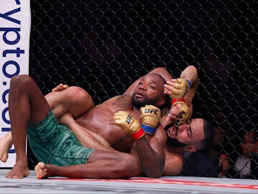 UFC 304 LIVE results: Leon Edwards loses title after Tom Aspinall knocks out Curtis Blaydes