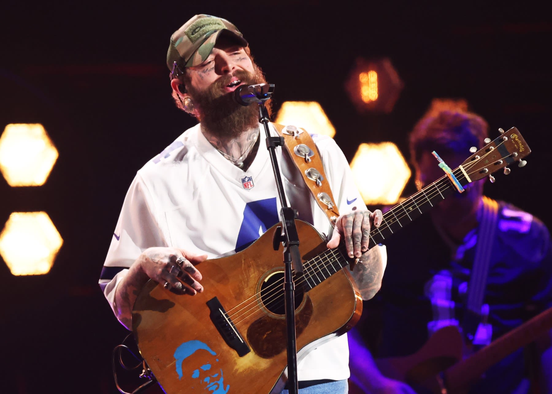 Post Malone Goes Country With ‘I Had Some Help’ at 2024 ACMs