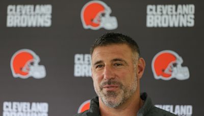 Mike Vrabel is helping the Browns while the Browns help set up his next chapter: Dan Labbe